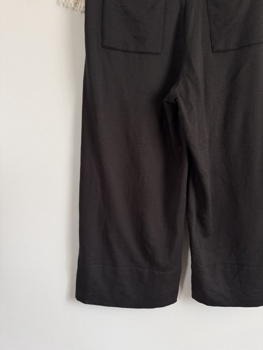 Quince Supersoft Fleece Cropped Wide Leg Pants Black Loungewear Relaxed NWT M - Picture 8 of 9